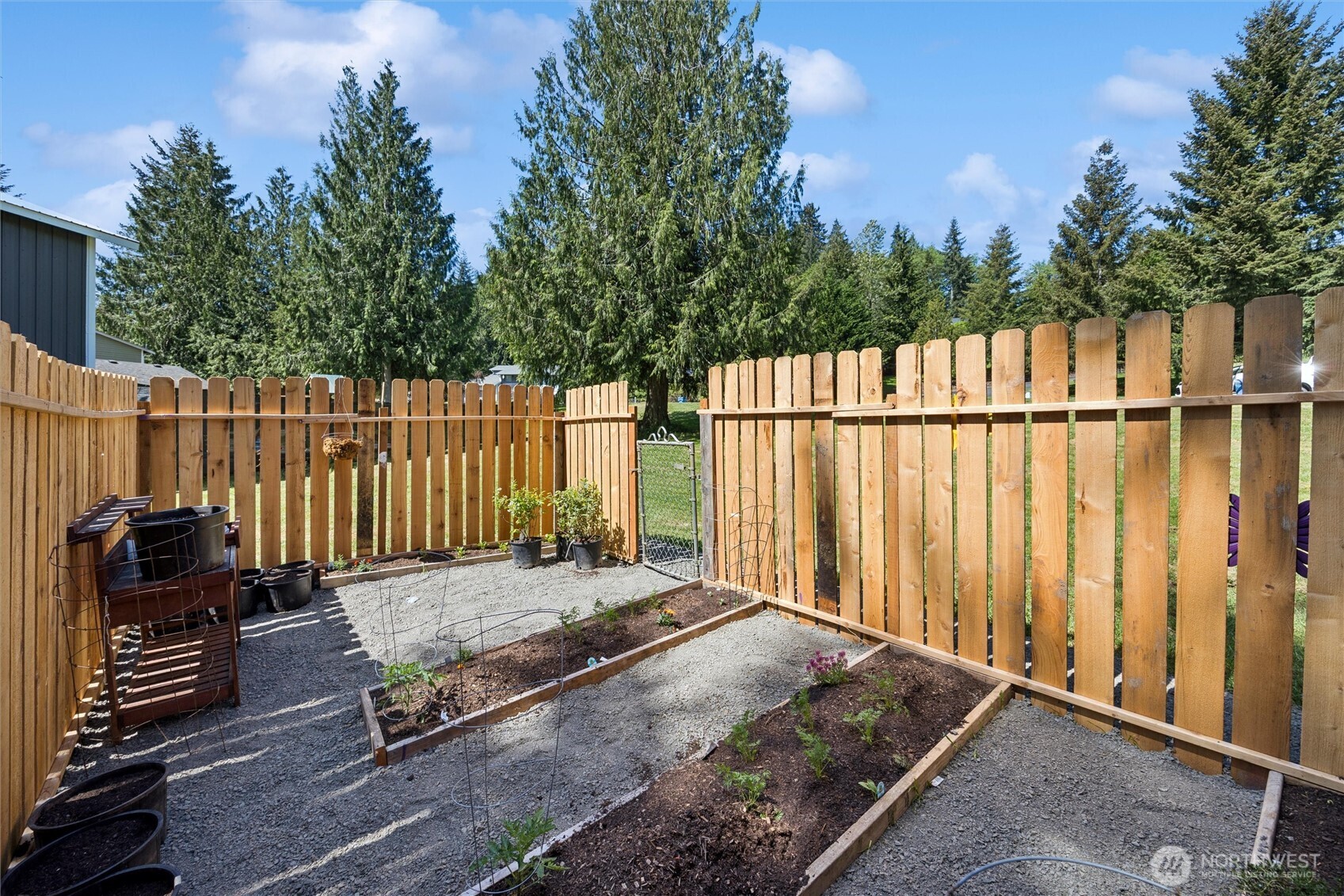 230 Home Town Drive , Kelso, WA 98626