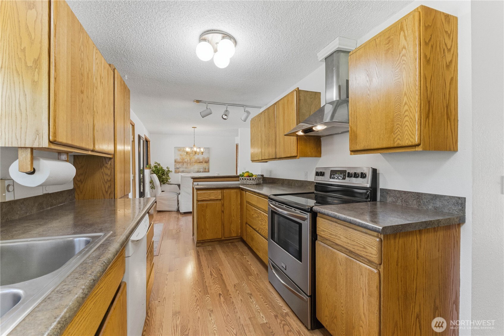 811 Ella Street NE, East Wenatchee, WA 98802