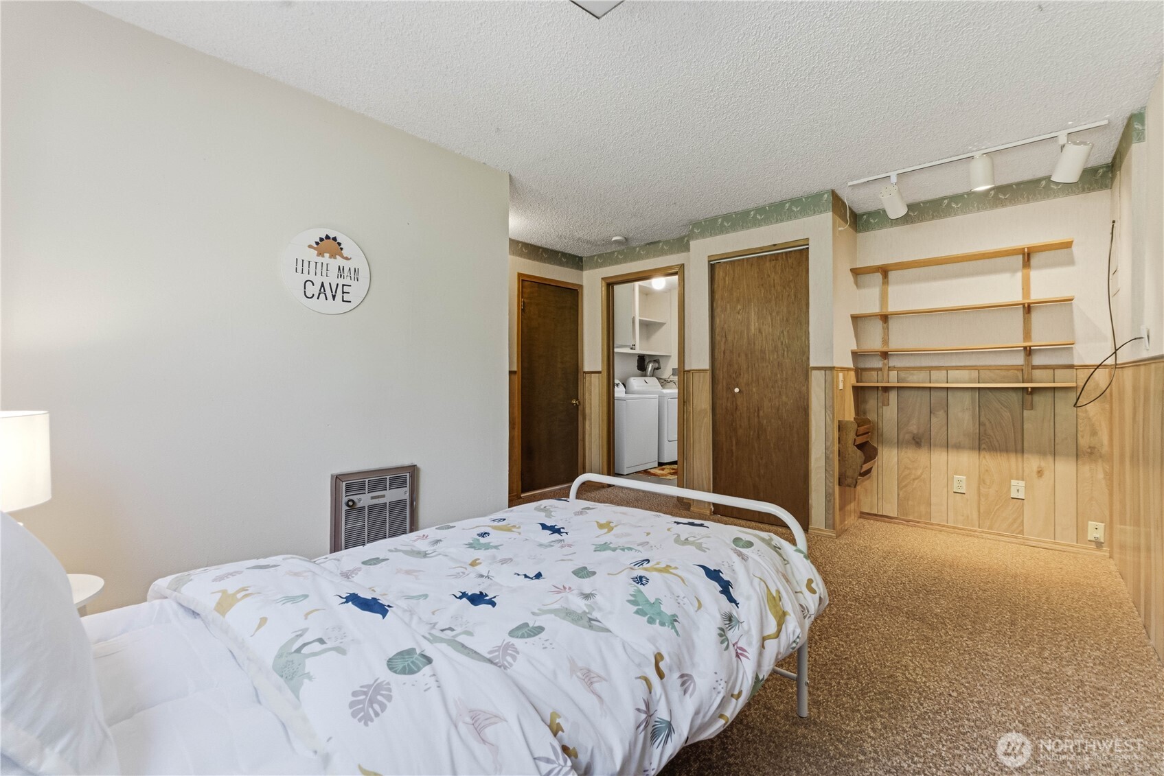 811 Ella Street NE, East Wenatchee, WA 98802
