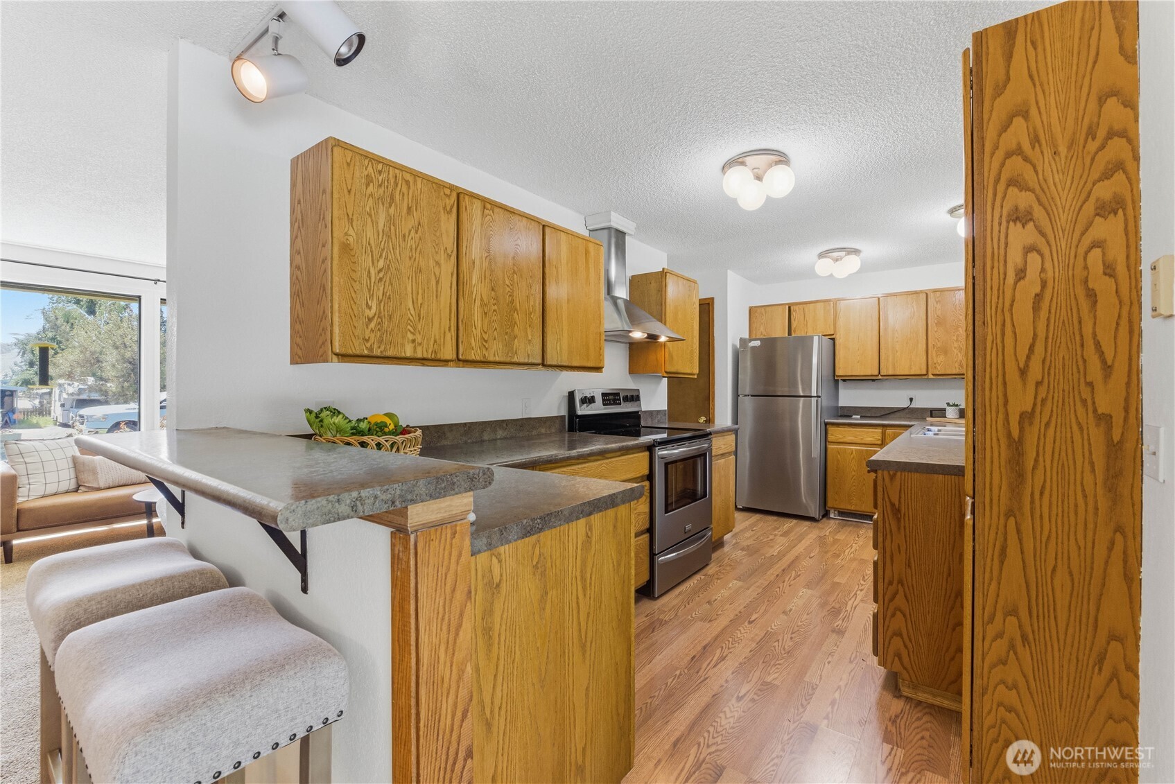 811 Ella Street NE, East Wenatchee, WA 98802