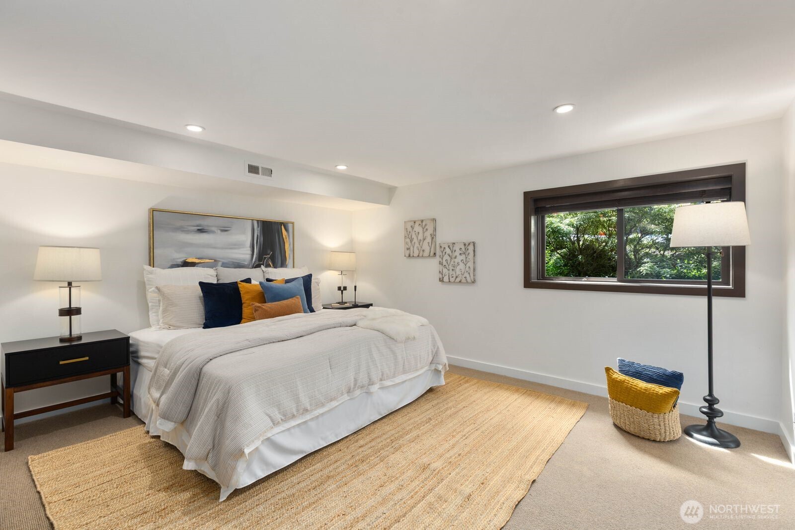 8809 42nd Avenue SW, Seattle, WA 98136