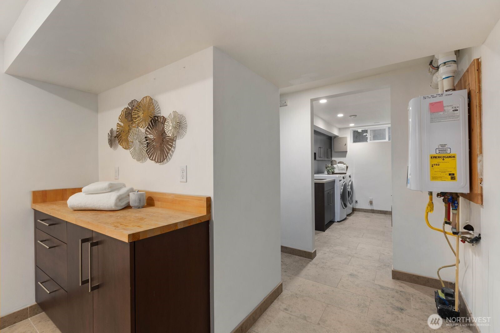8809 42nd Avenue SW, Seattle, WA 98136