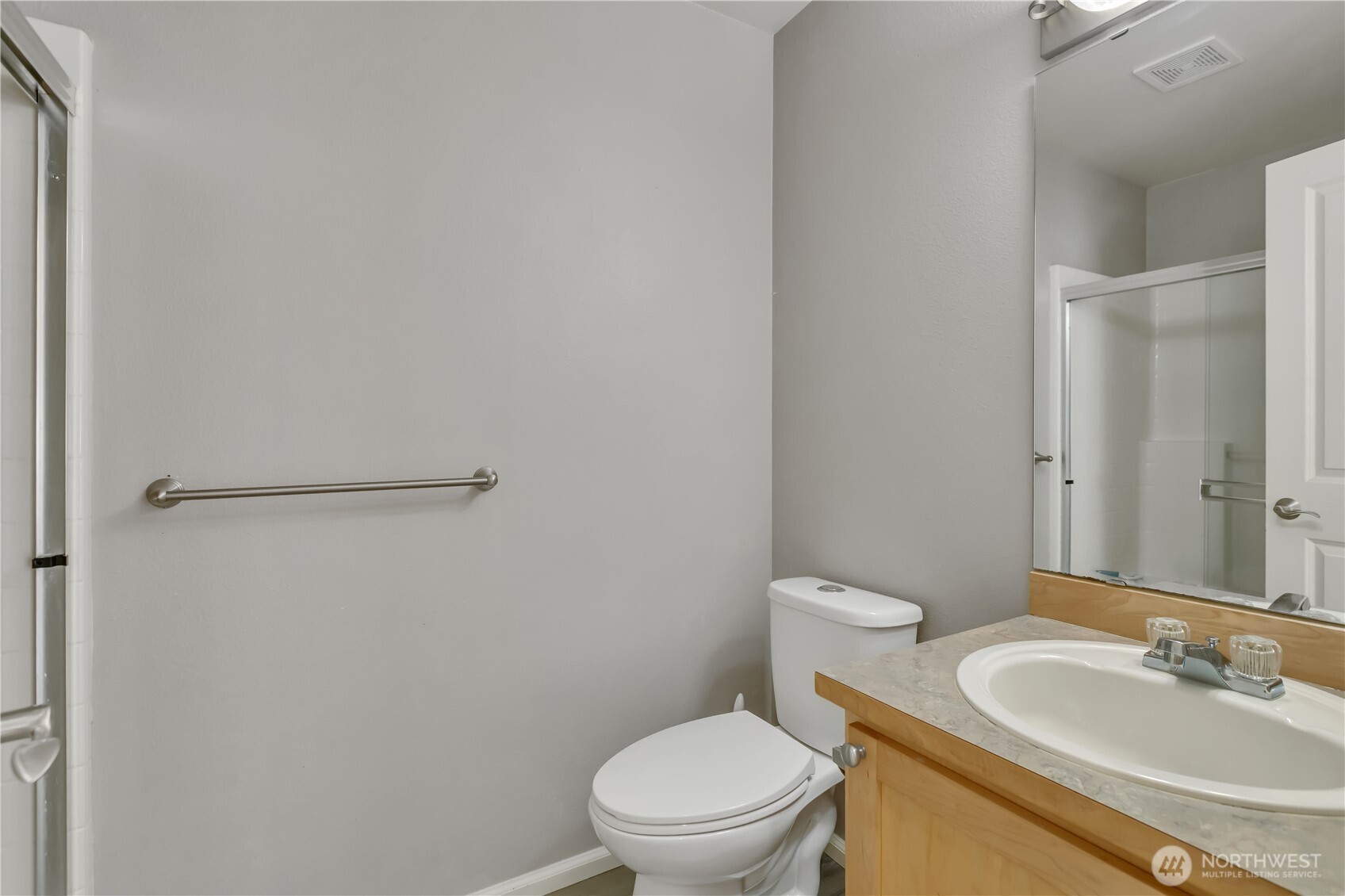 5702 Hazel Loop SE, Auburn, WA 98092
