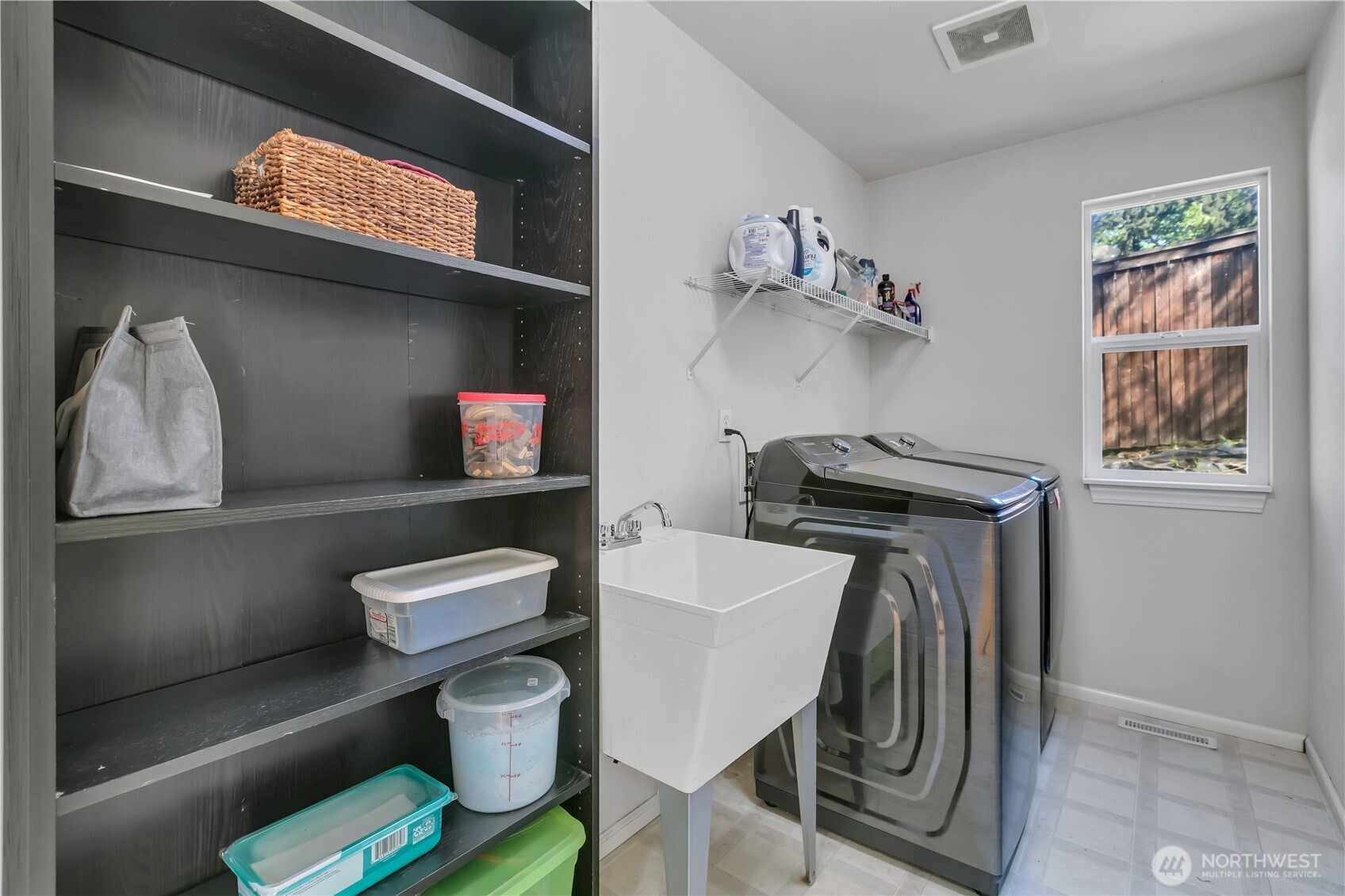 5702 Hazel Loop SE, Auburn, WA 98092