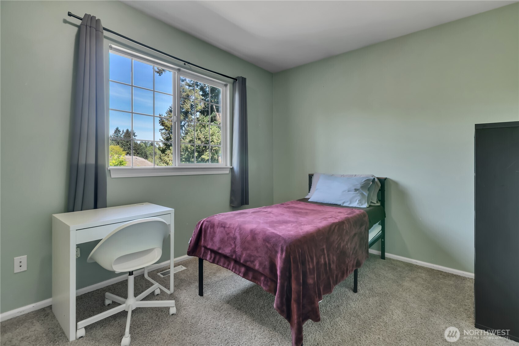 5702 Hazel Loop SE, Auburn, WA 98092