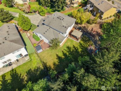 5702 Hazel Loop SE, Auburn, WA 98092 - Photo 38