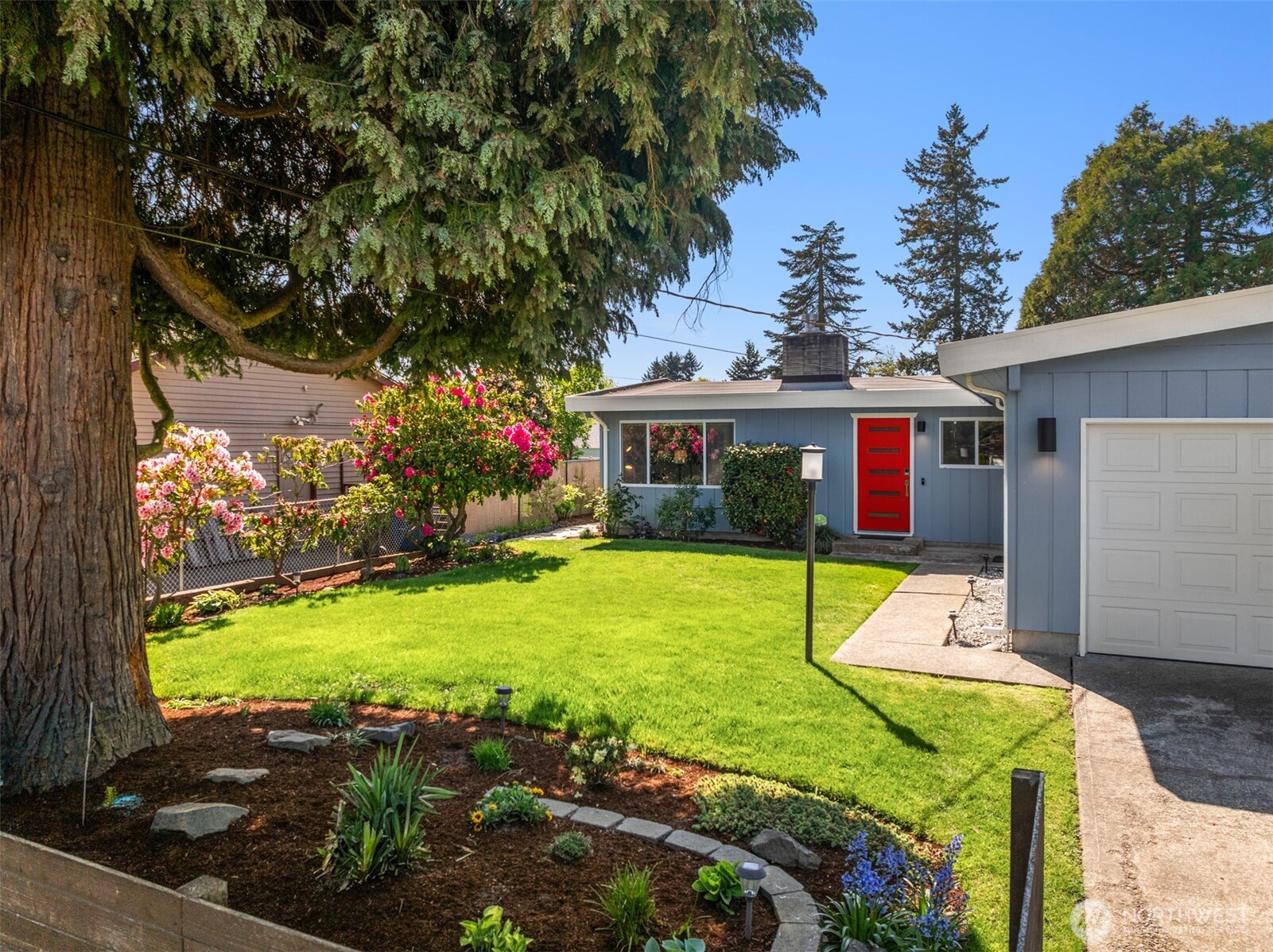 16021 15th Avenue SW, Burien, WA 98166