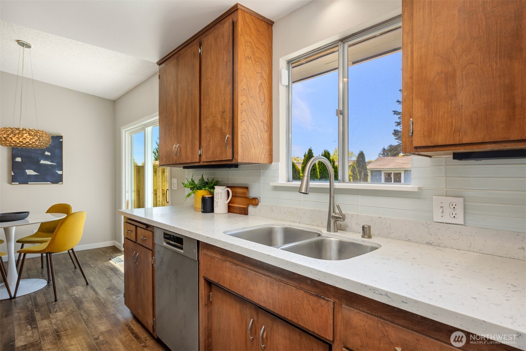 16021 15th Avenue SW, Burien, WA 98166