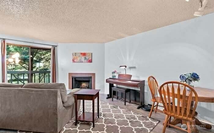3312 I Street NE #D202, Auburn, WA 98002