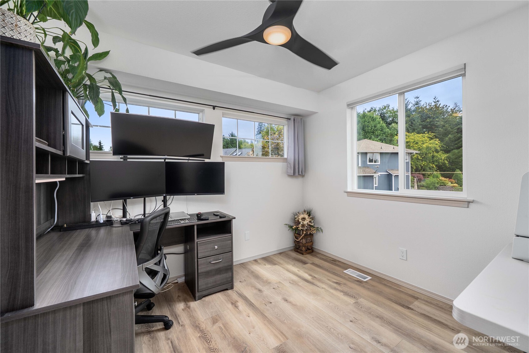 11822 261st Avenue E, Buckley, WA 98321