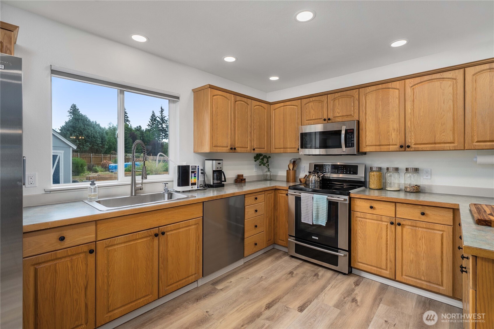 11822 261st Avenue E, Buckley, WA 98321
