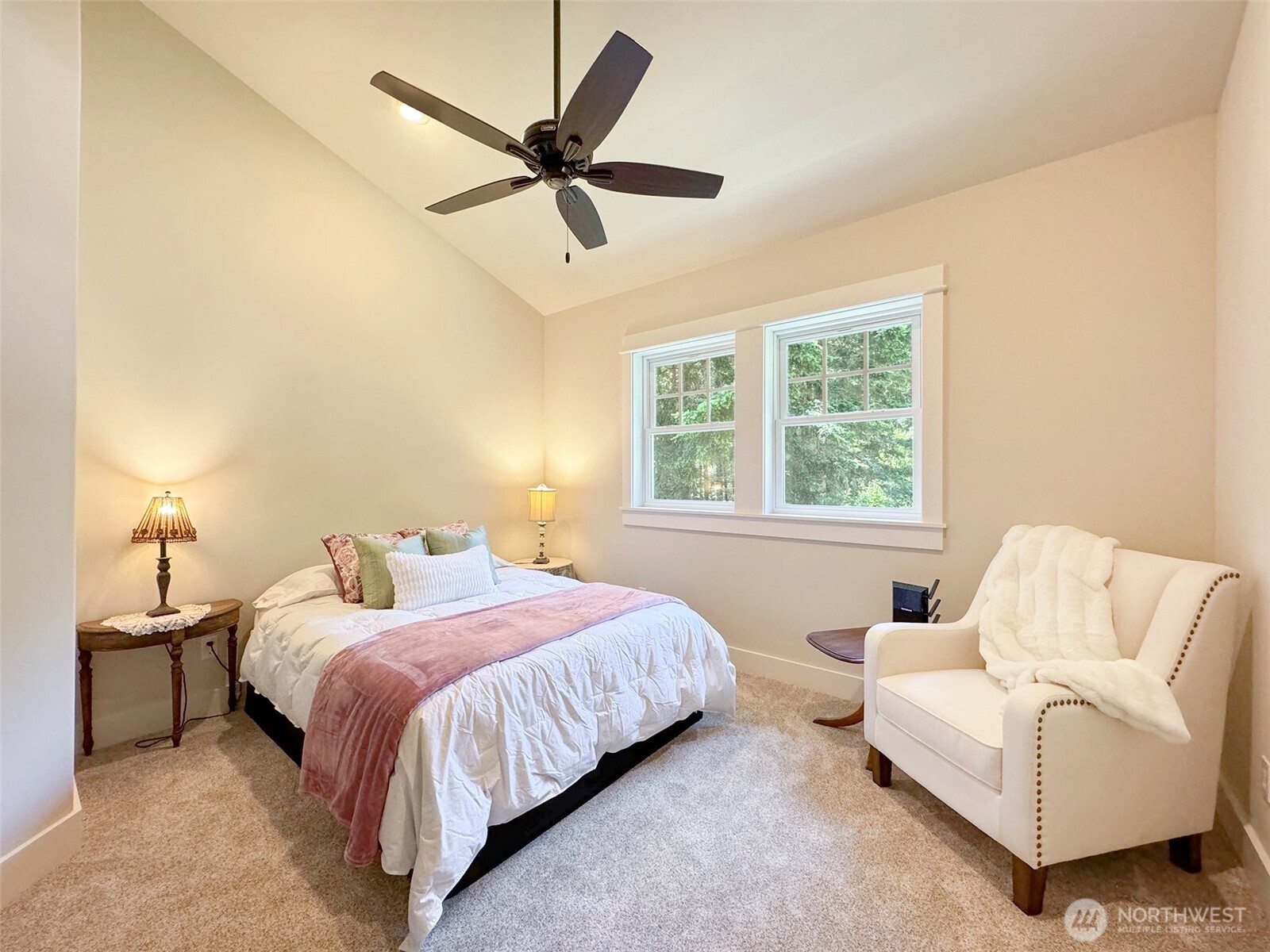 325 Evergreen View Parkway , Port Angeles, WA 98363