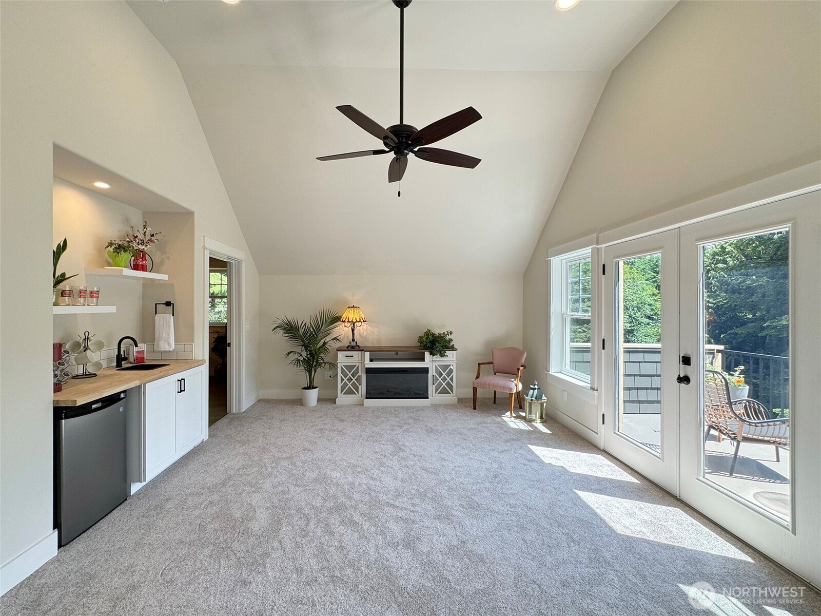 325 Evergreen View Parkway , Port Angeles, WA 98363