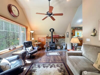 325 Evergreen View Parkway , Port Angeles, WA 98363 - Photo 32