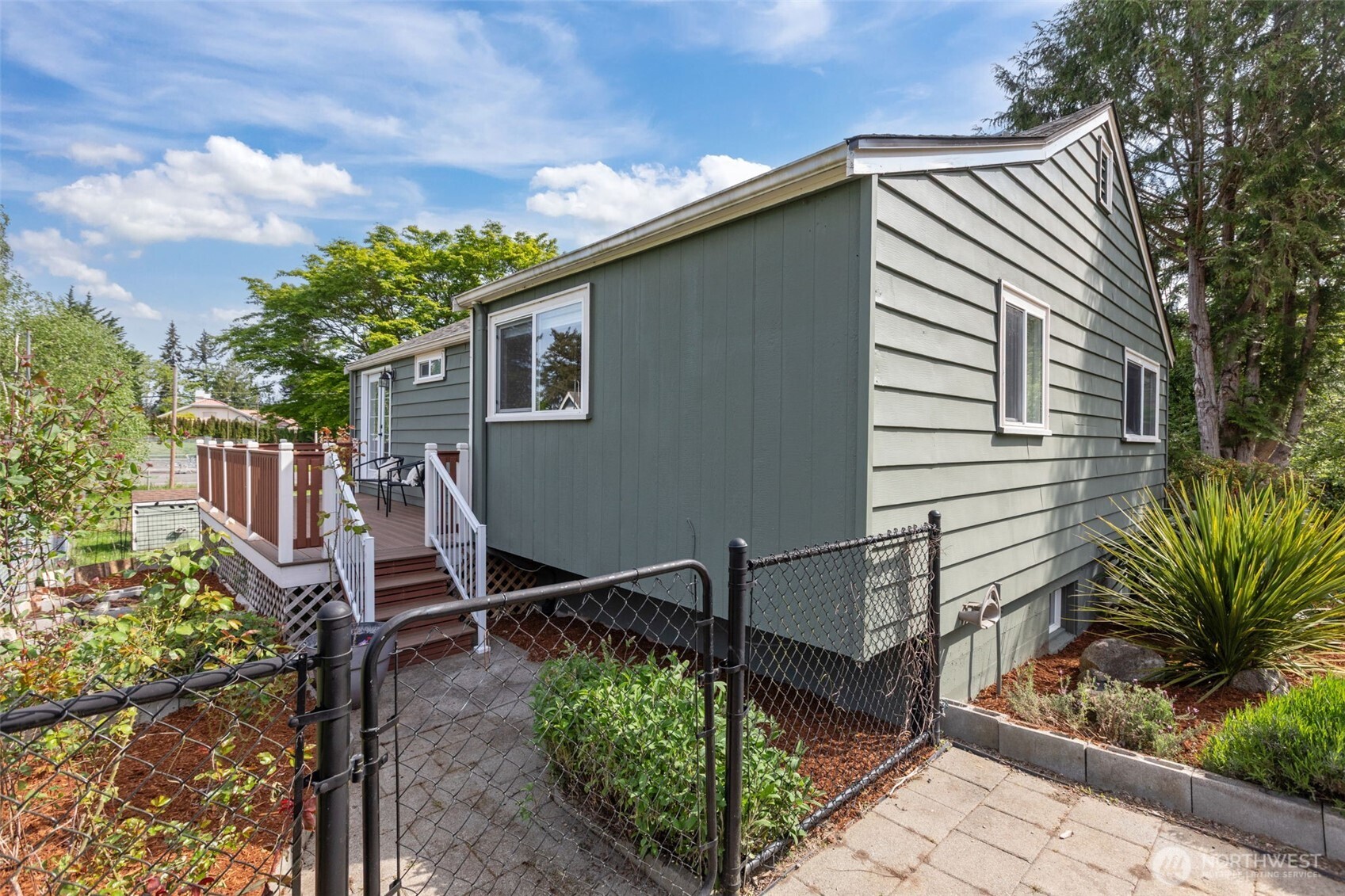 4722 Woods Road E, Port Orchard, WA 98366