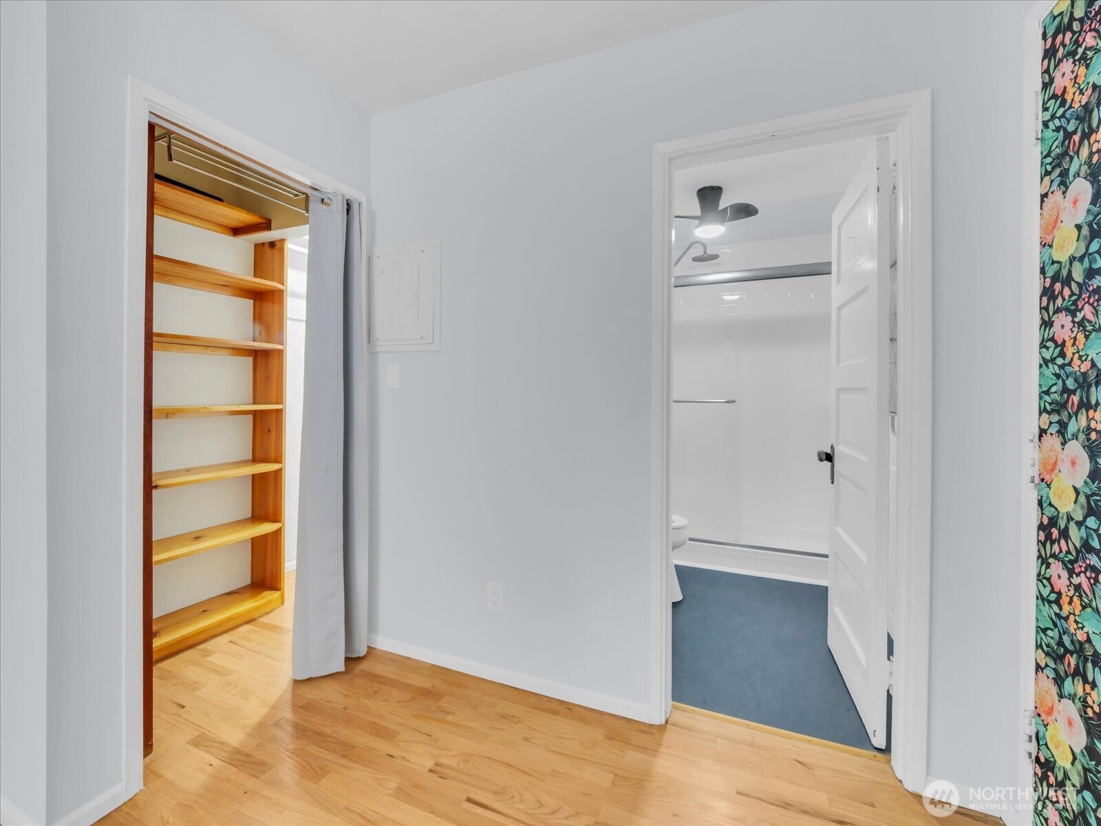 7 Harrison Street #17, Seattle, WA 98109