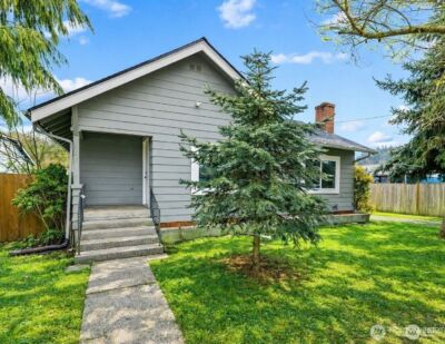 330 V Street SE, Auburn, WA 98002 - Photo 2