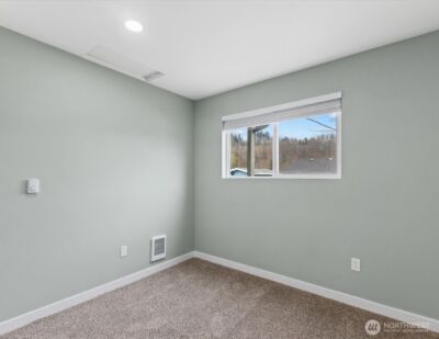 330 V Street SE, Auburn, WA 98002 - Photo 10