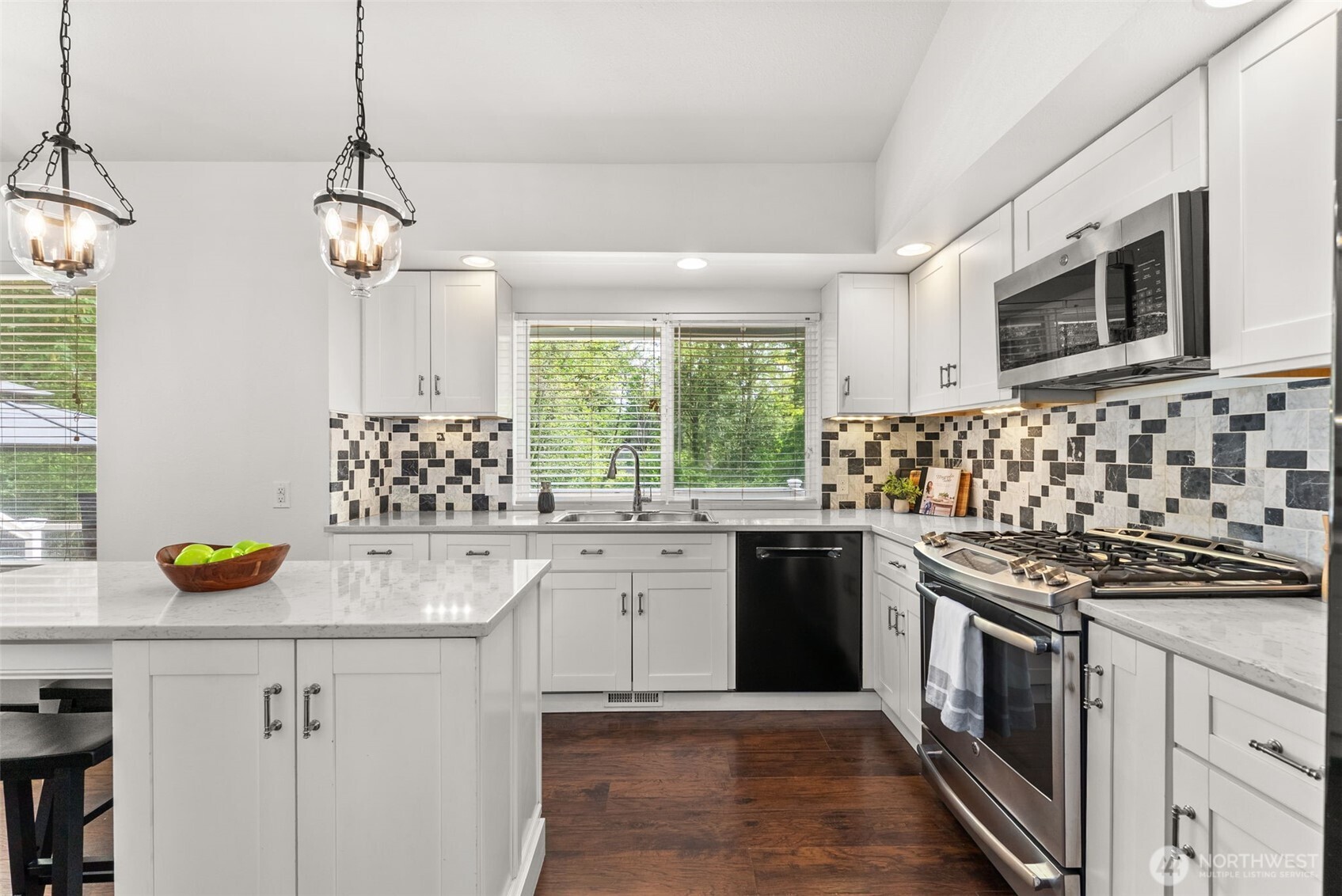 8110 Marilyn Court SW, Olympia, WA 98512