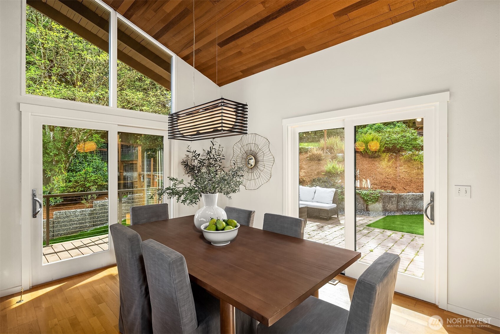 7231 91st Place SE, Mercer Island, WA 98040