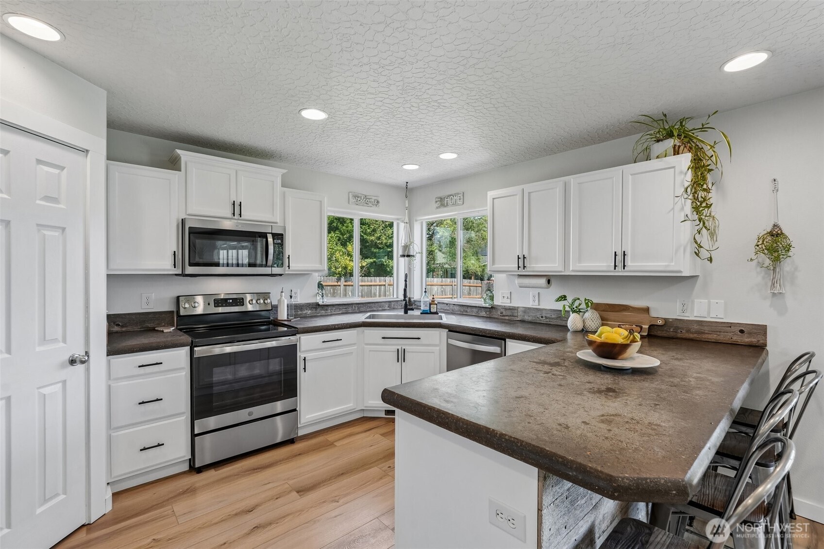 411 S Maple Avenue , Yacolt, WA 98675