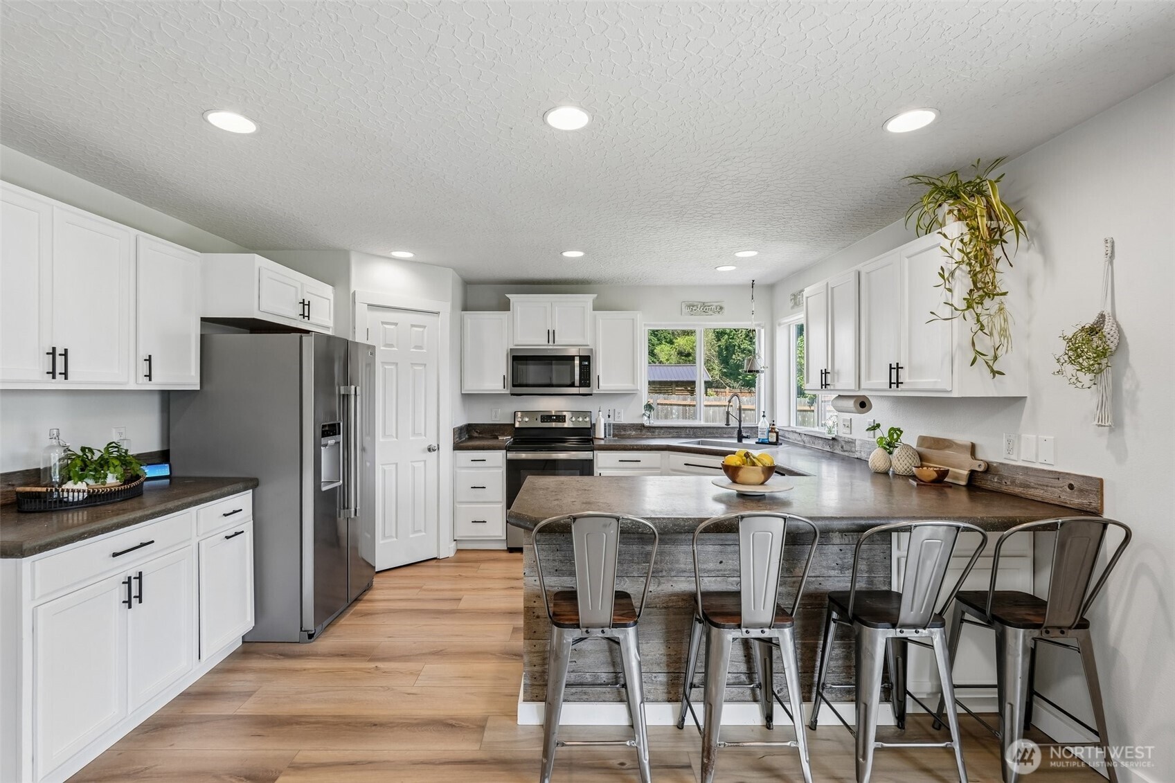 411 S Maple Avenue , Yacolt, WA 98675
