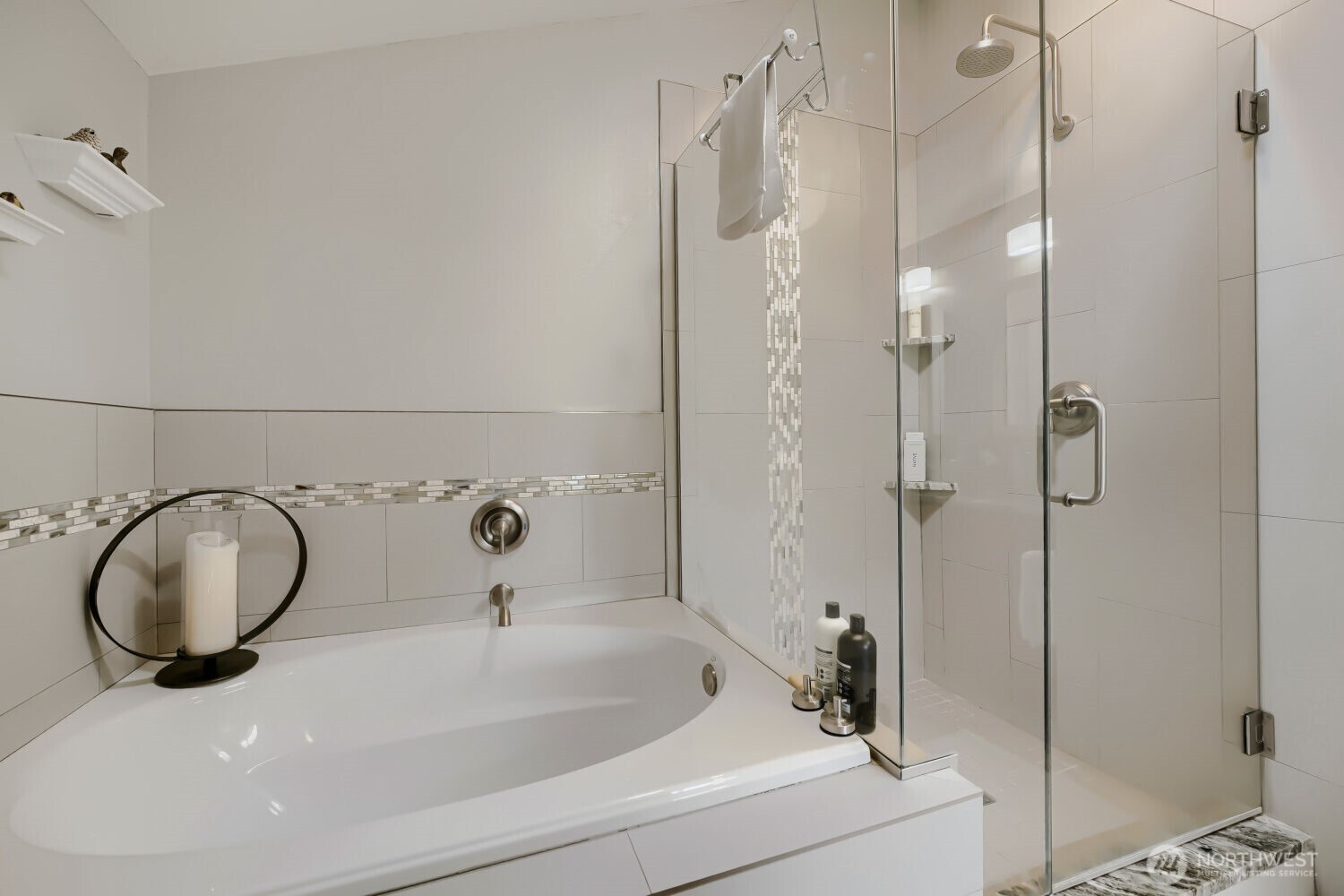 13605 SE 251 Place , Kent, WA 98042