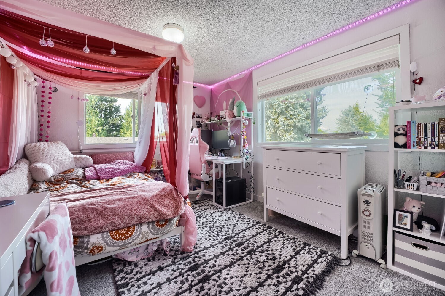 13605 SE 251 Place , Kent, WA 98042