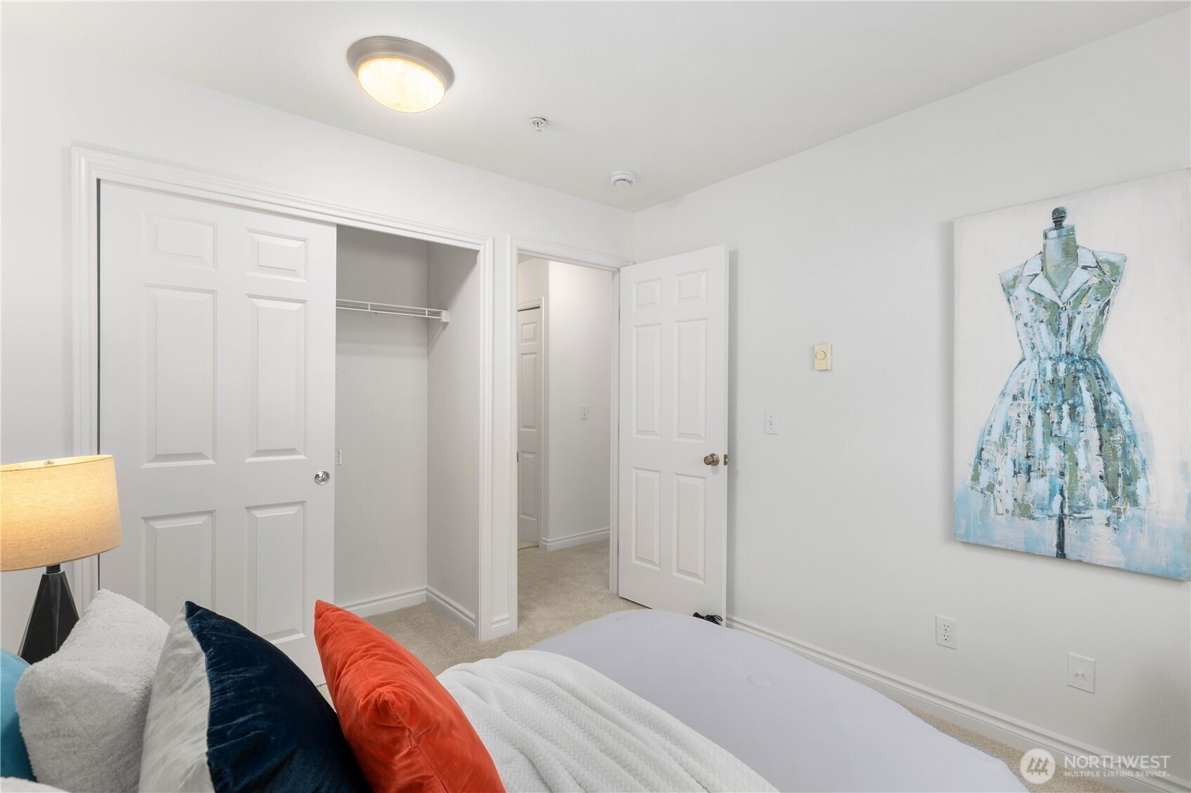 18501 SE NEWPORT Way #H235, Issaquah, WA 98027