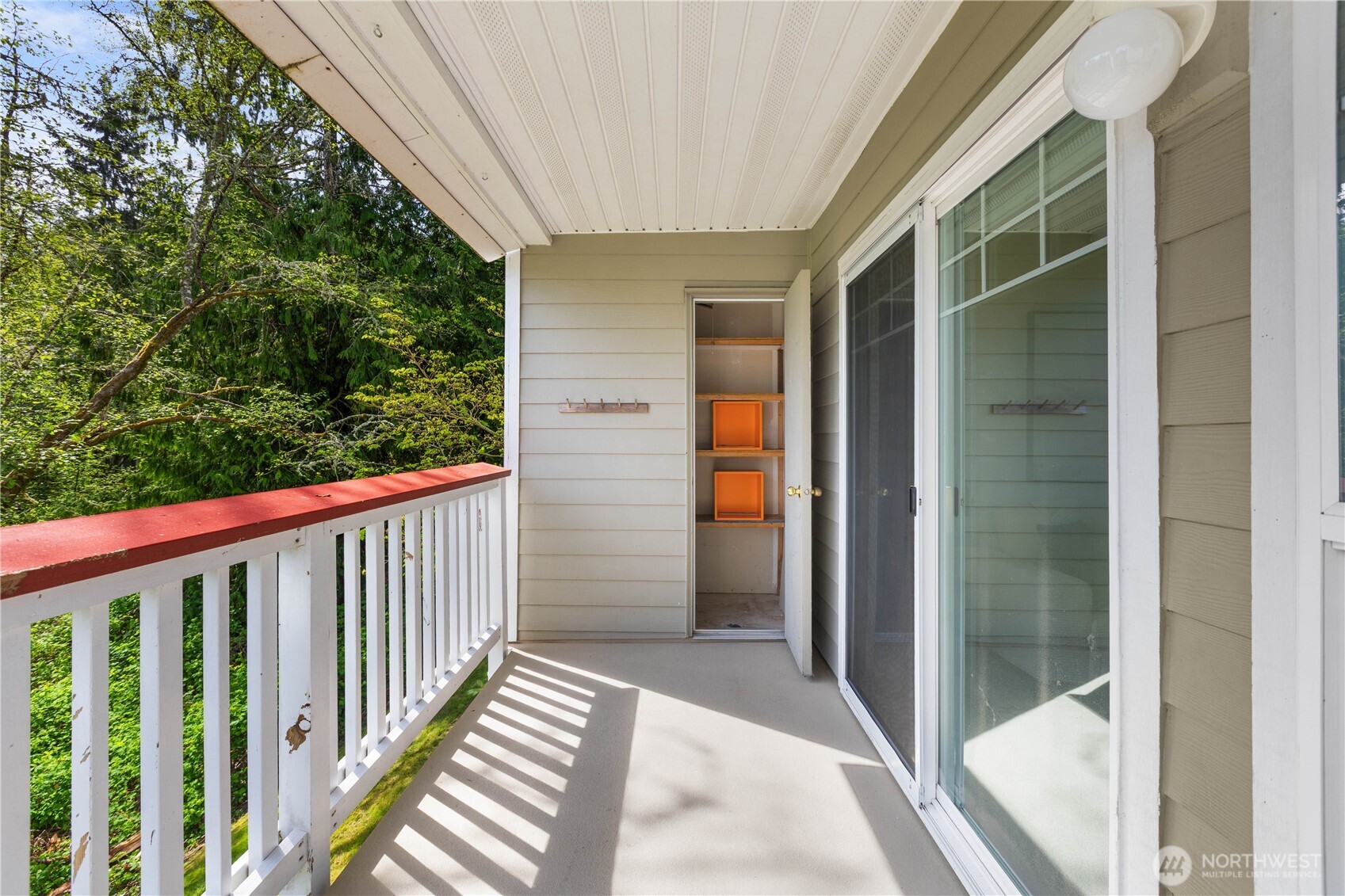 18501 SE NEWPORT Way #H235, Issaquah, WA 98027