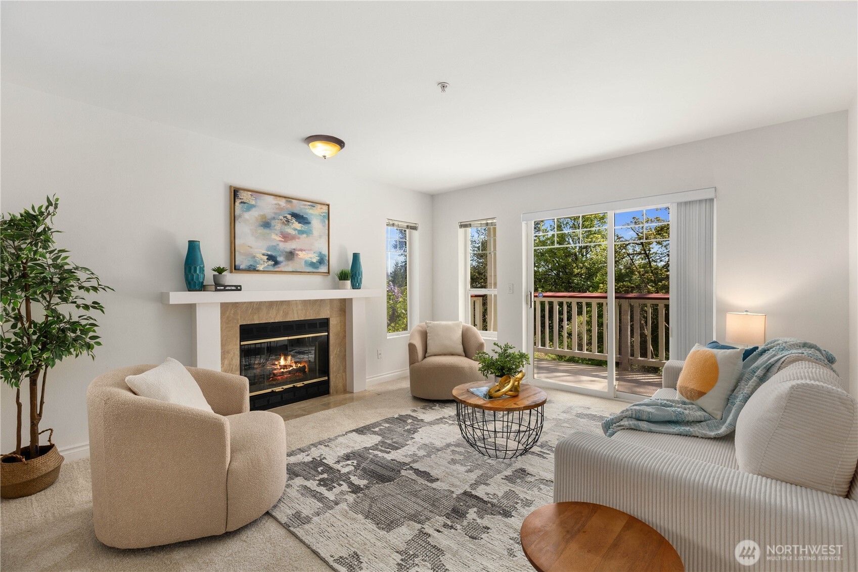 18501 SE NEWPORT Way #H235, Issaquah, WA 98027