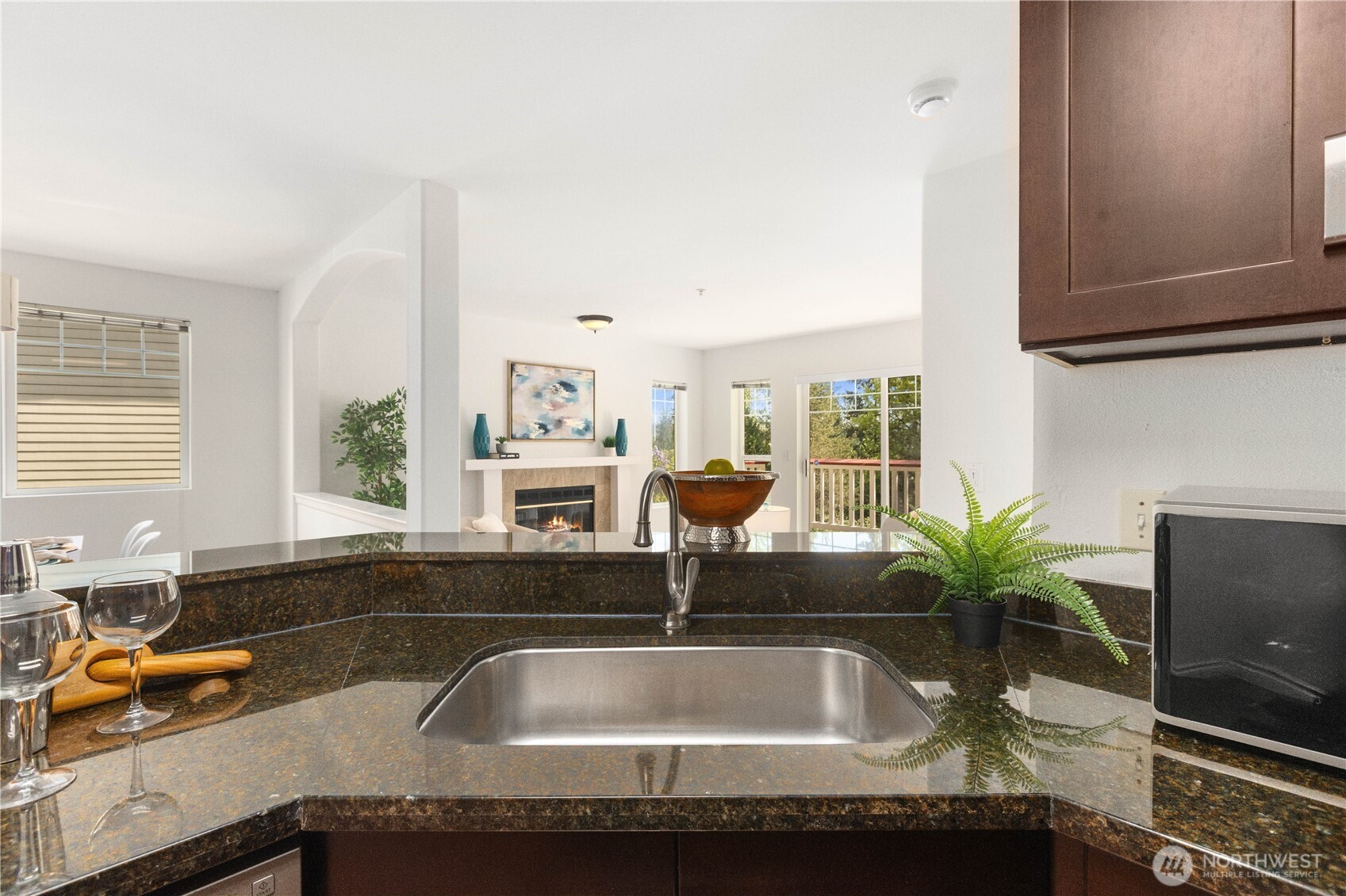 18501 SE NEWPORT Way #H235, Issaquah, WA 98027
