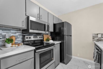 826 Pike Street NE #C1, Auburn, WA 98002 - Photo 9