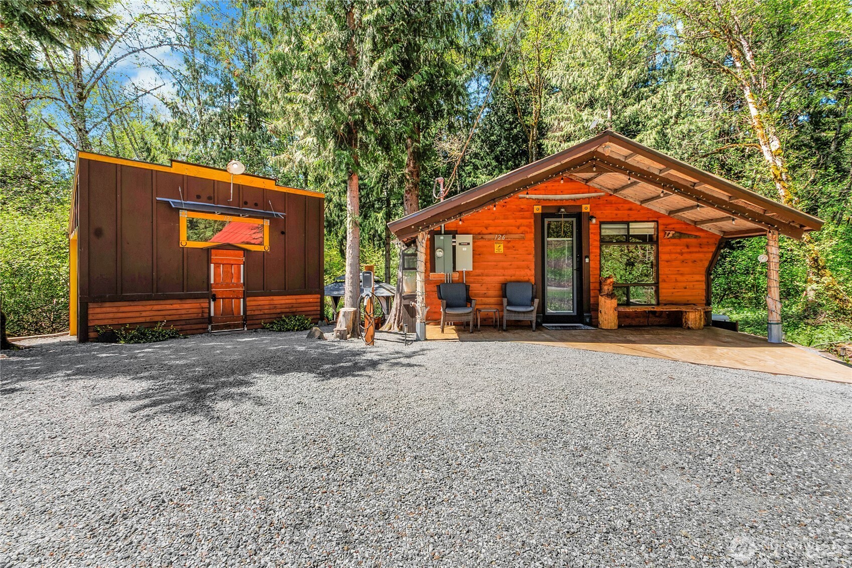 126 Osborn Rd , Ashford, WA 98304