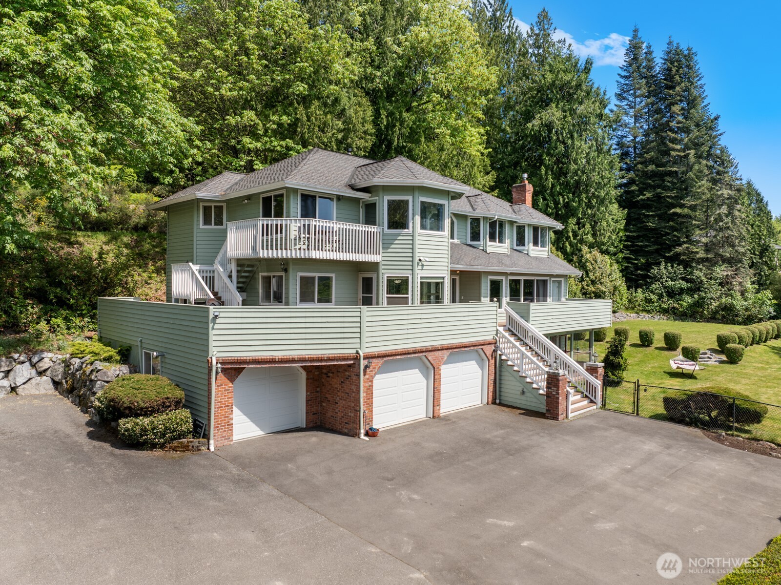 32223 NE 88th Street , Carnation, WA 98014-6700