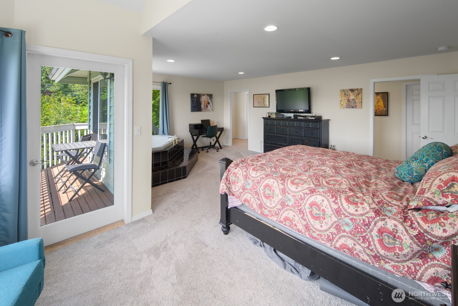 32223 NE 88th Street , Carnation, WA 98014-6700