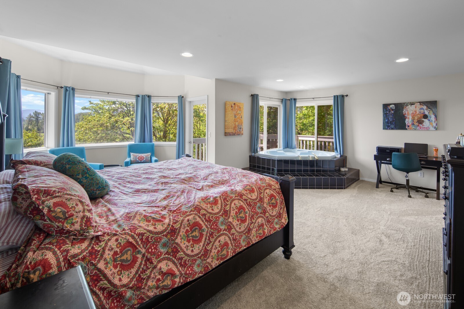 32223 NE 88th Street , Carnation, WA 98014-6700