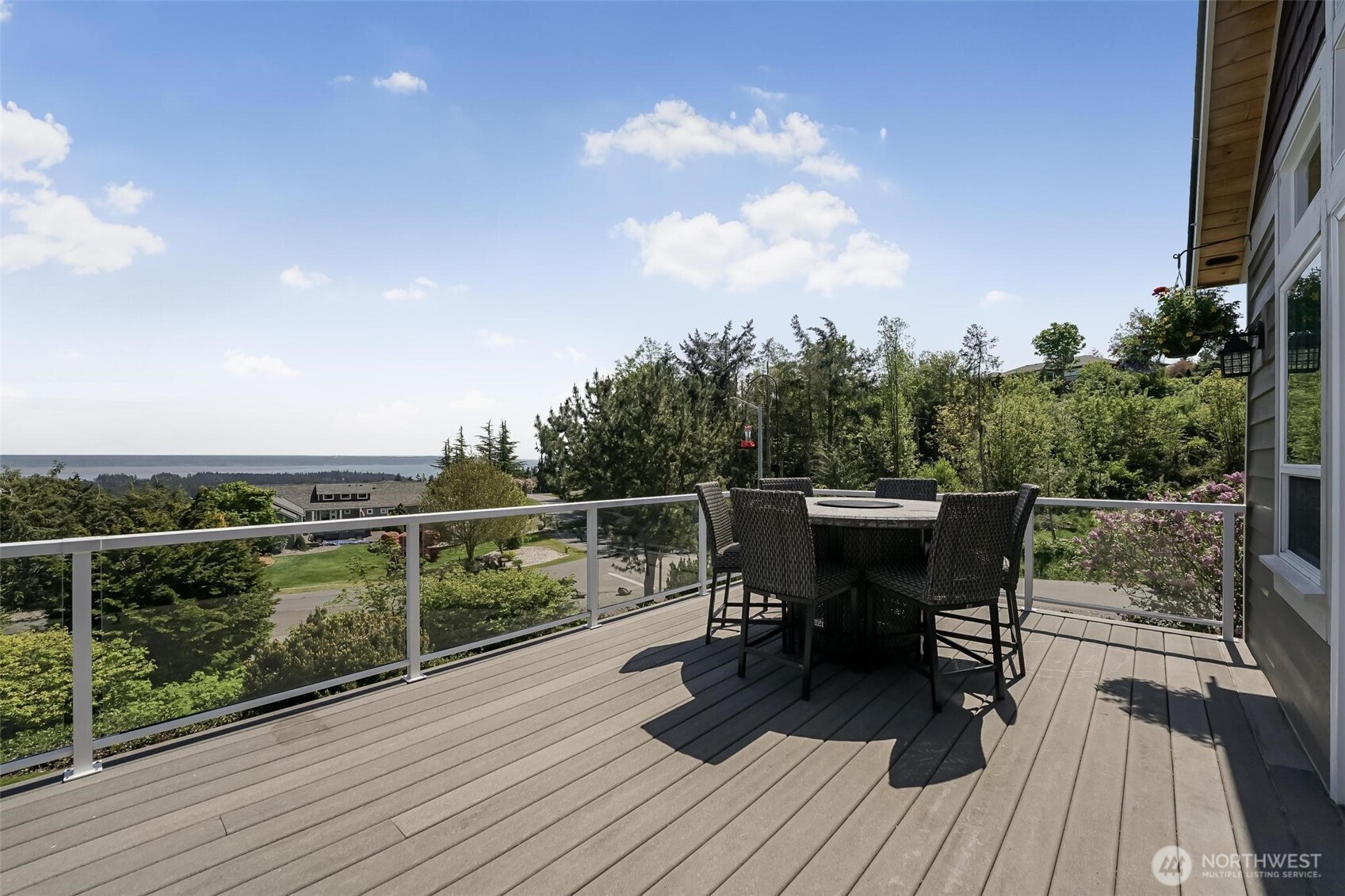 108 Glacier Peak Drive , Camano Island, WA 98282