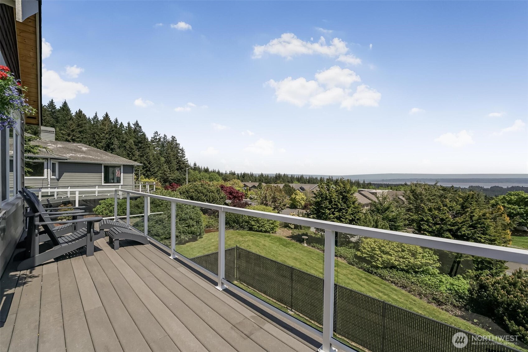 108 Glacier Peak Drive , Camano Island, WA 98282