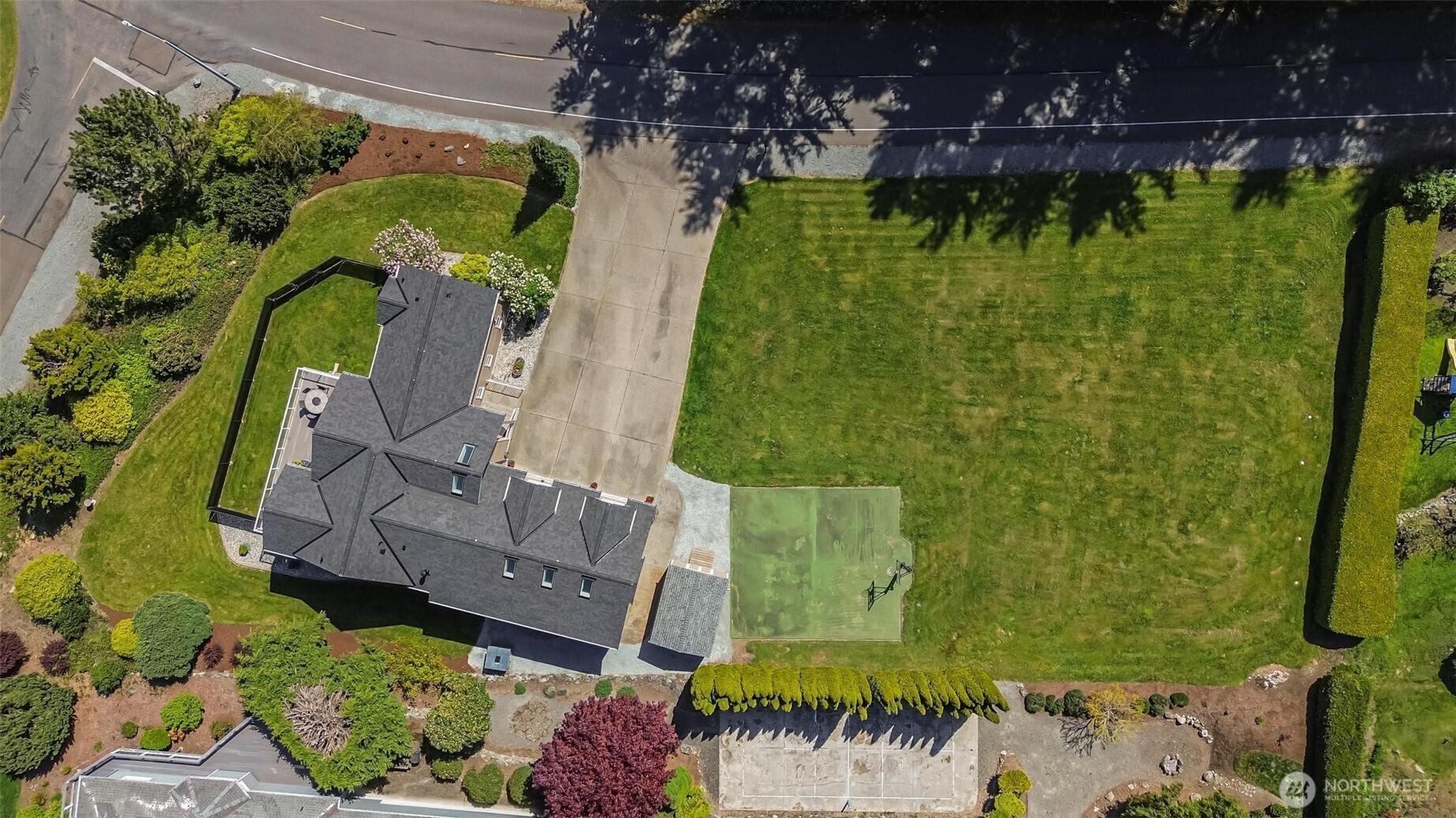 108 Glacier Peak Drive , Camano Island, WA 98282