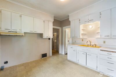 1914 S Cushman Avenue , Tacoma, WA 98405 - Photo 6