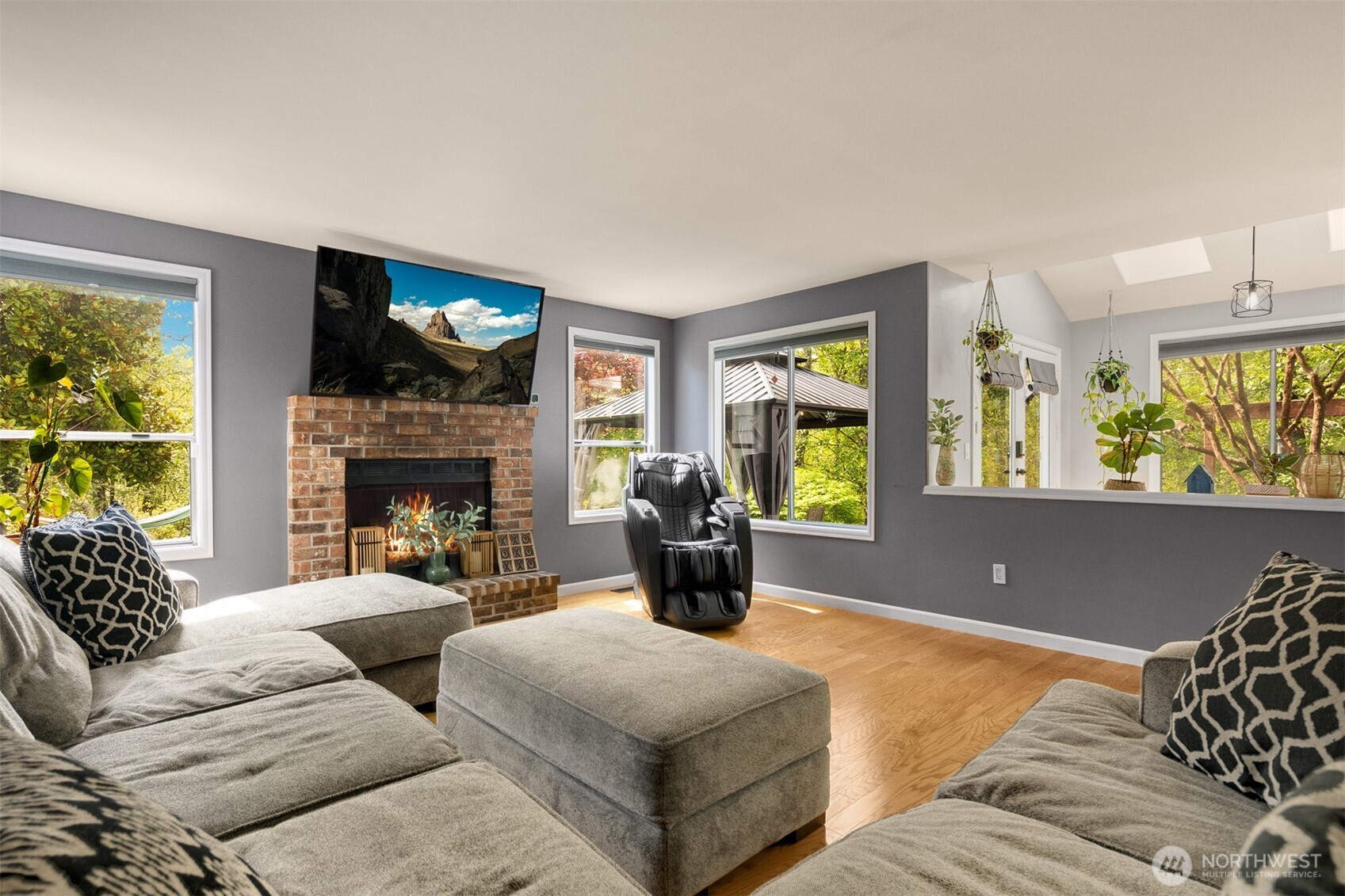 32857 8th Court SW, Federal Way, WA 98023