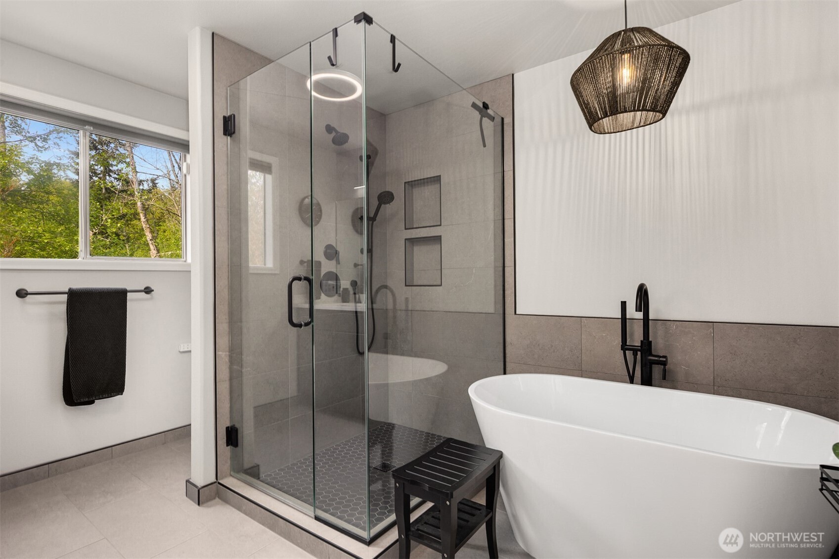 32857 8th Court SW, Federal Way, WA 98023