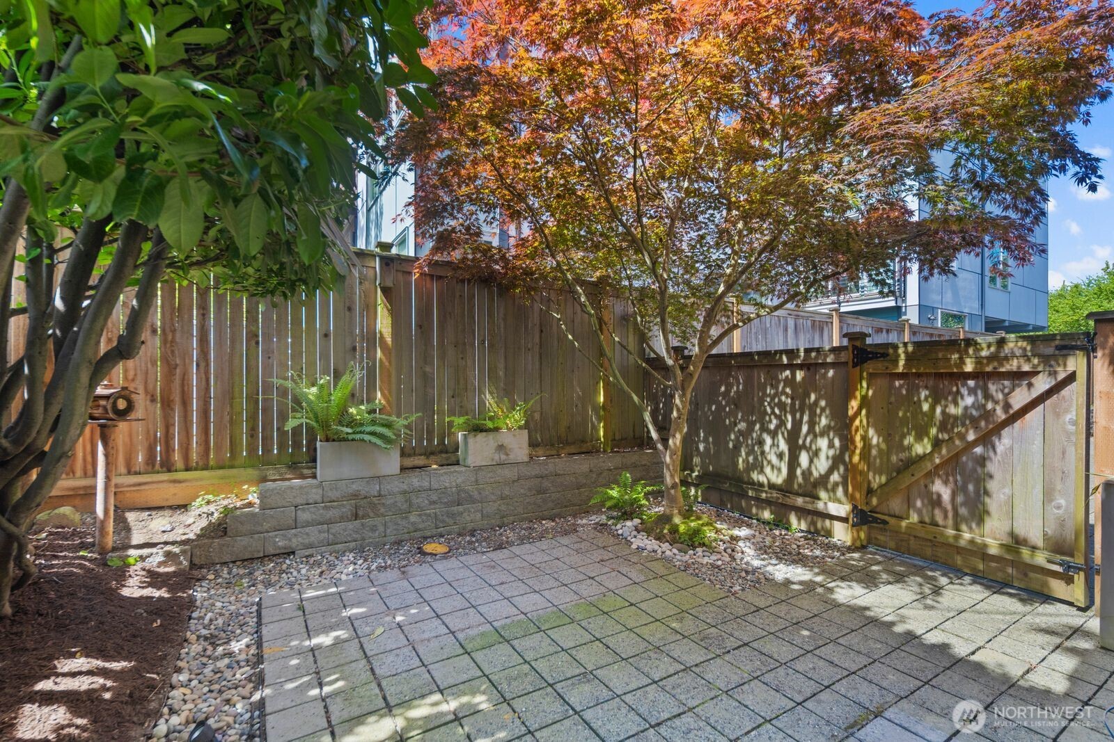 628 NW 85th Street , Seattle, WA 98117
