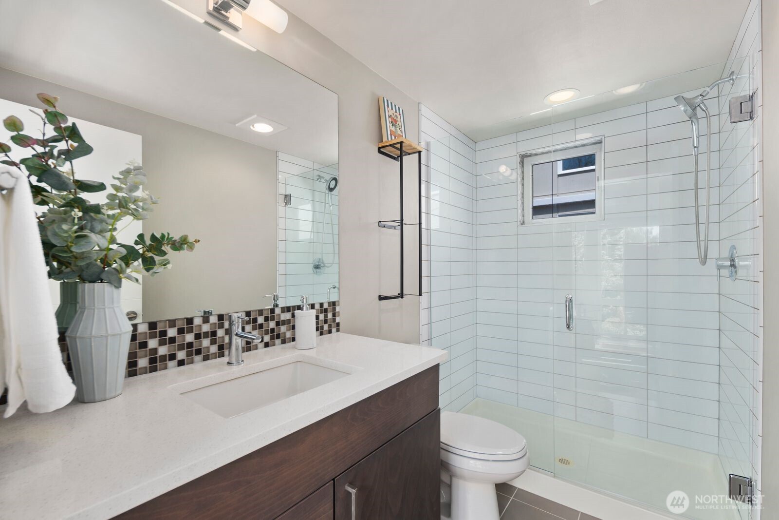 628 NW 85th Street , Seattle, WA 98117