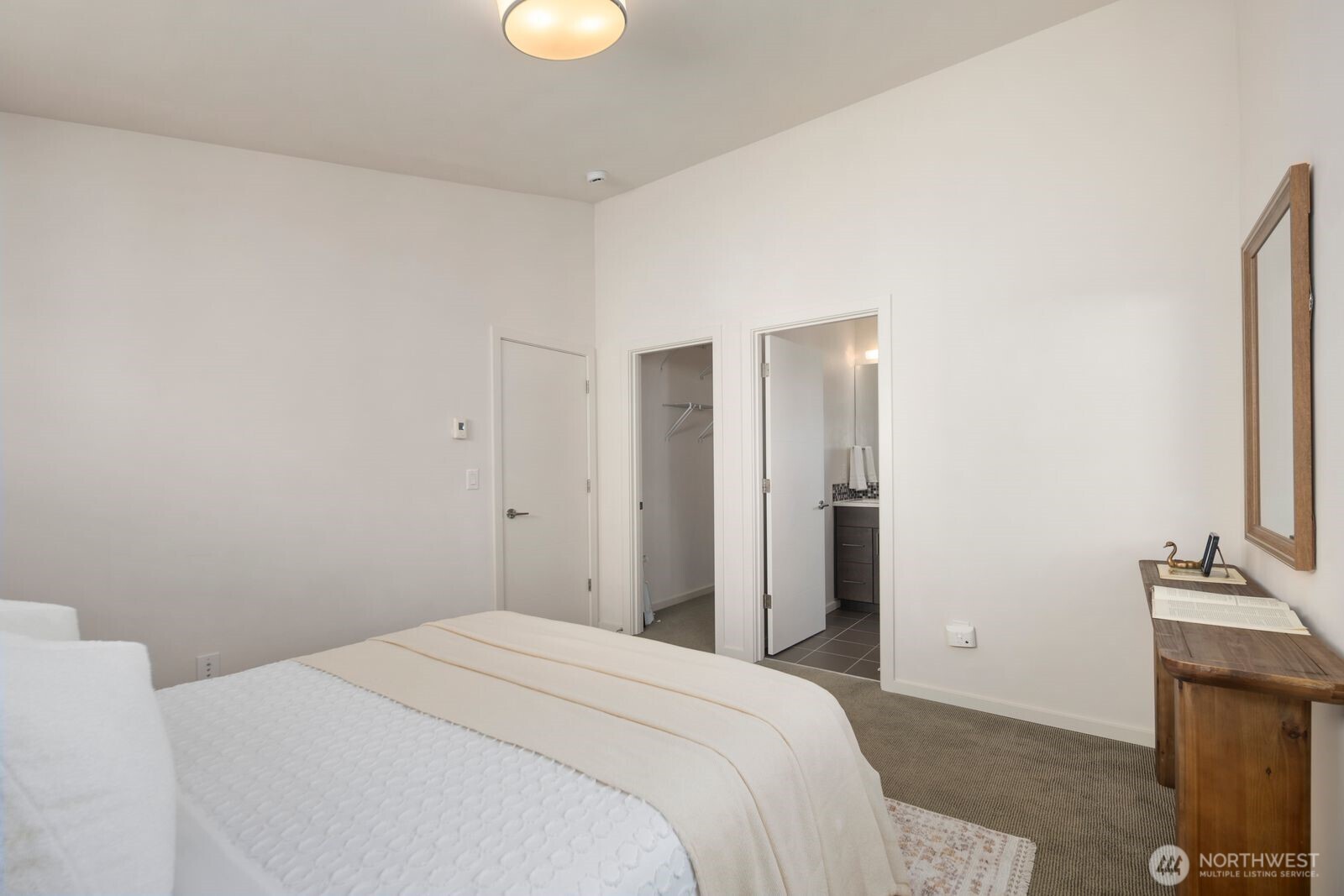628 NW 85th Street , Seattle, WA 98117