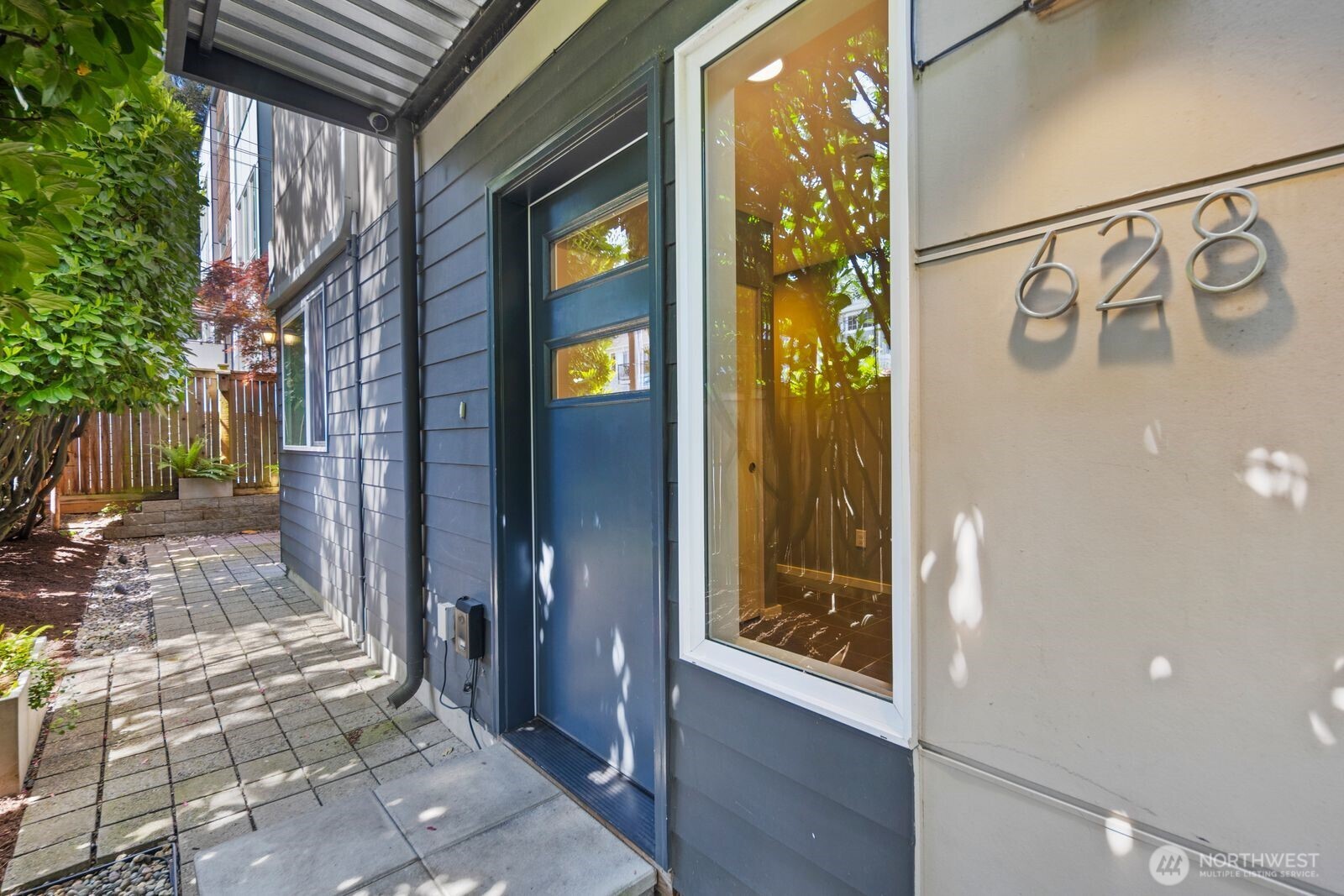628 NW 85th Street , Seattle, WA 98117