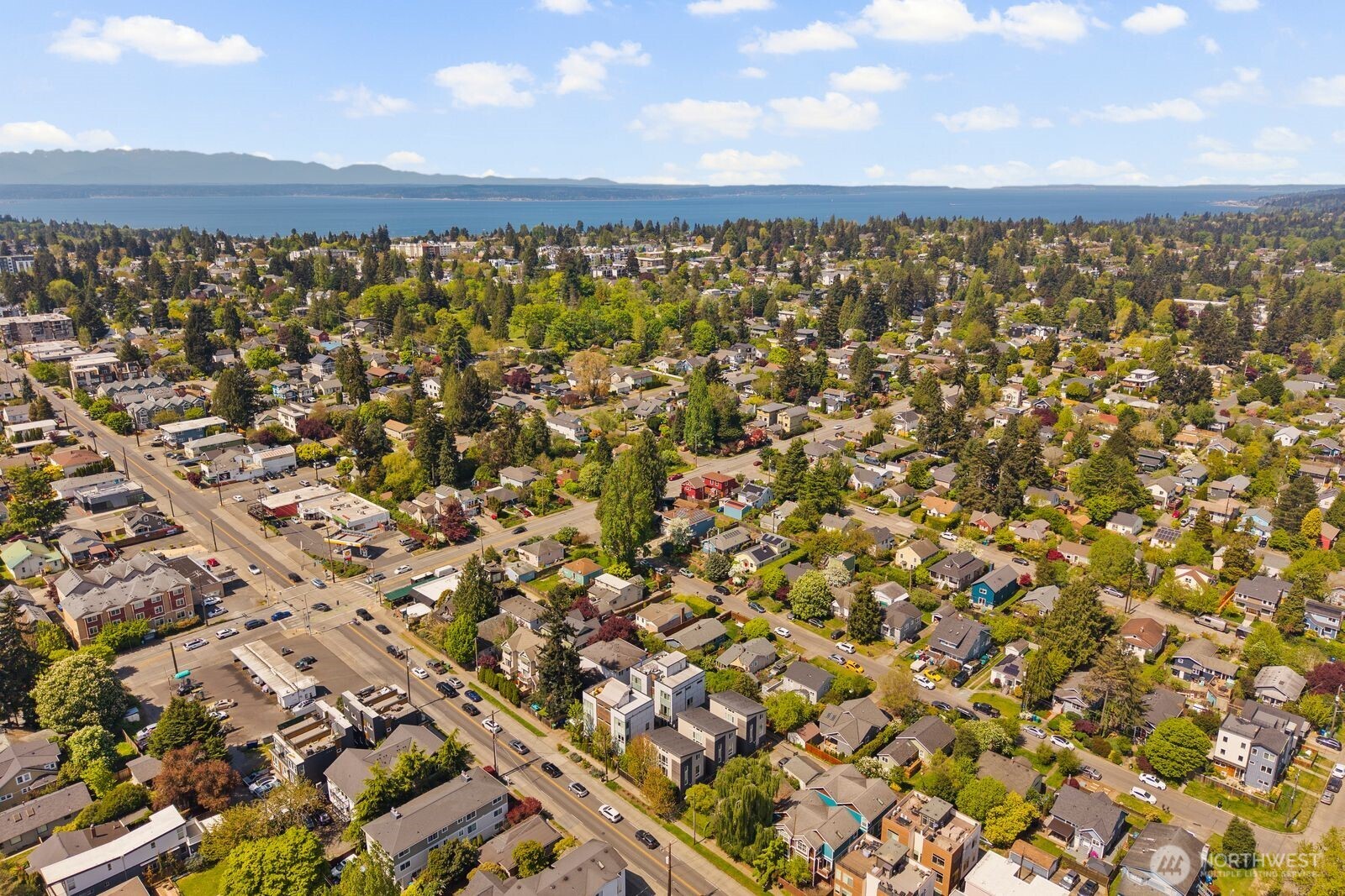 628 NW 85th Street , Seattle, WA 98117