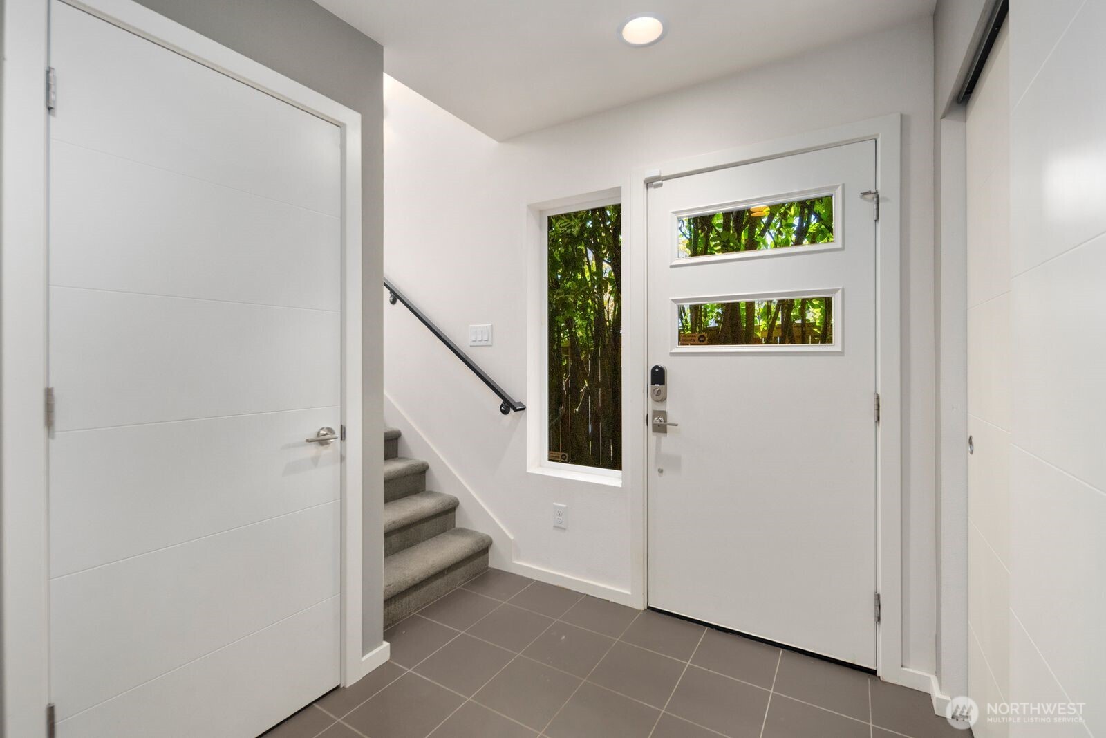 628 NW 85th Street , Seattle, WA 98117