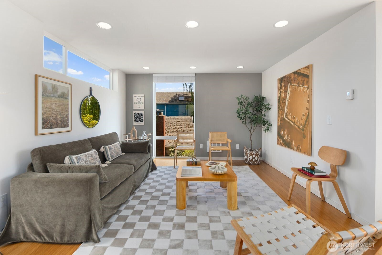 628 NW 85th Street , Seattle, WA 98117